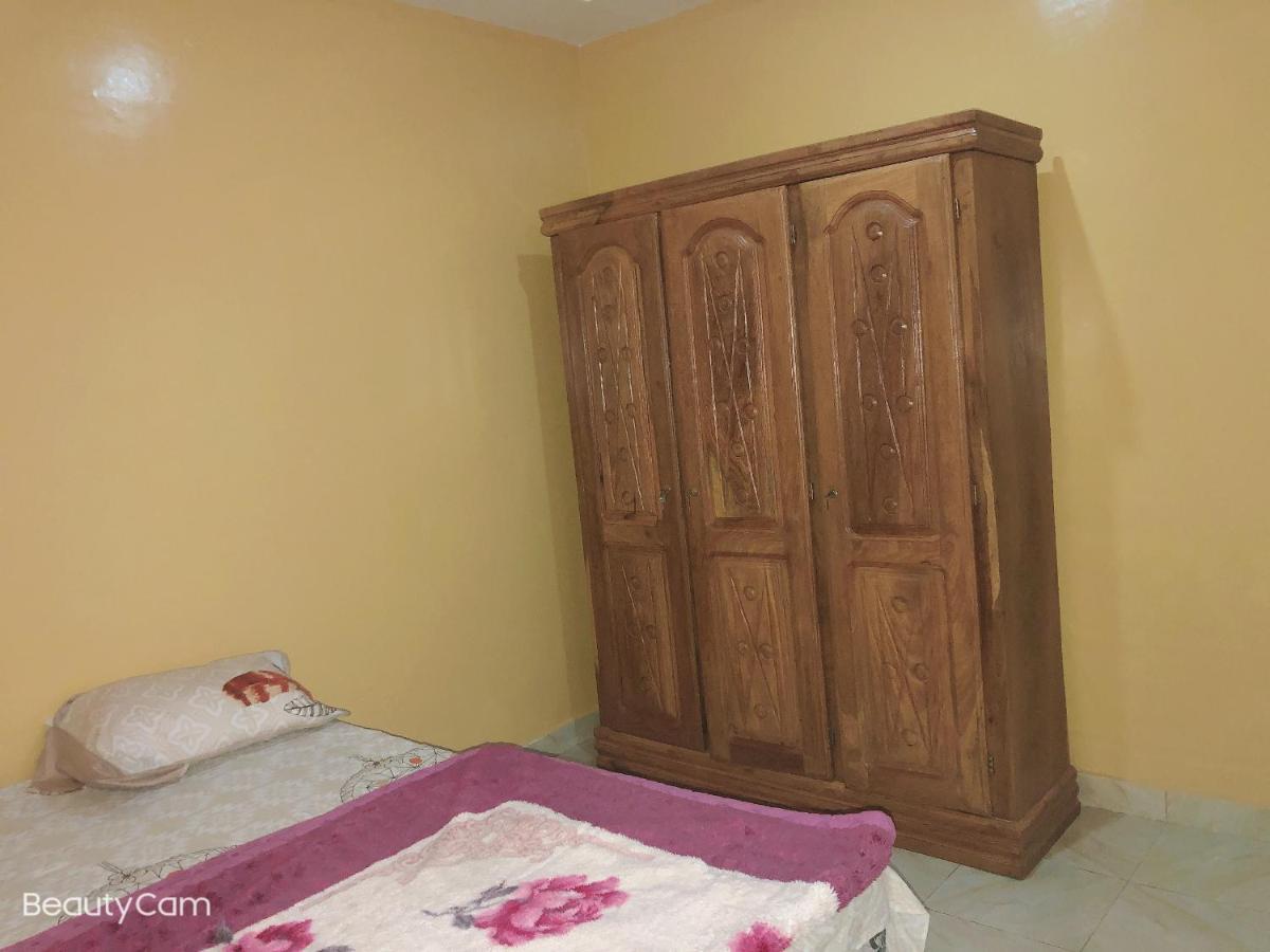 Awamuulamin Manneh Guest House Abuko Exterior photo