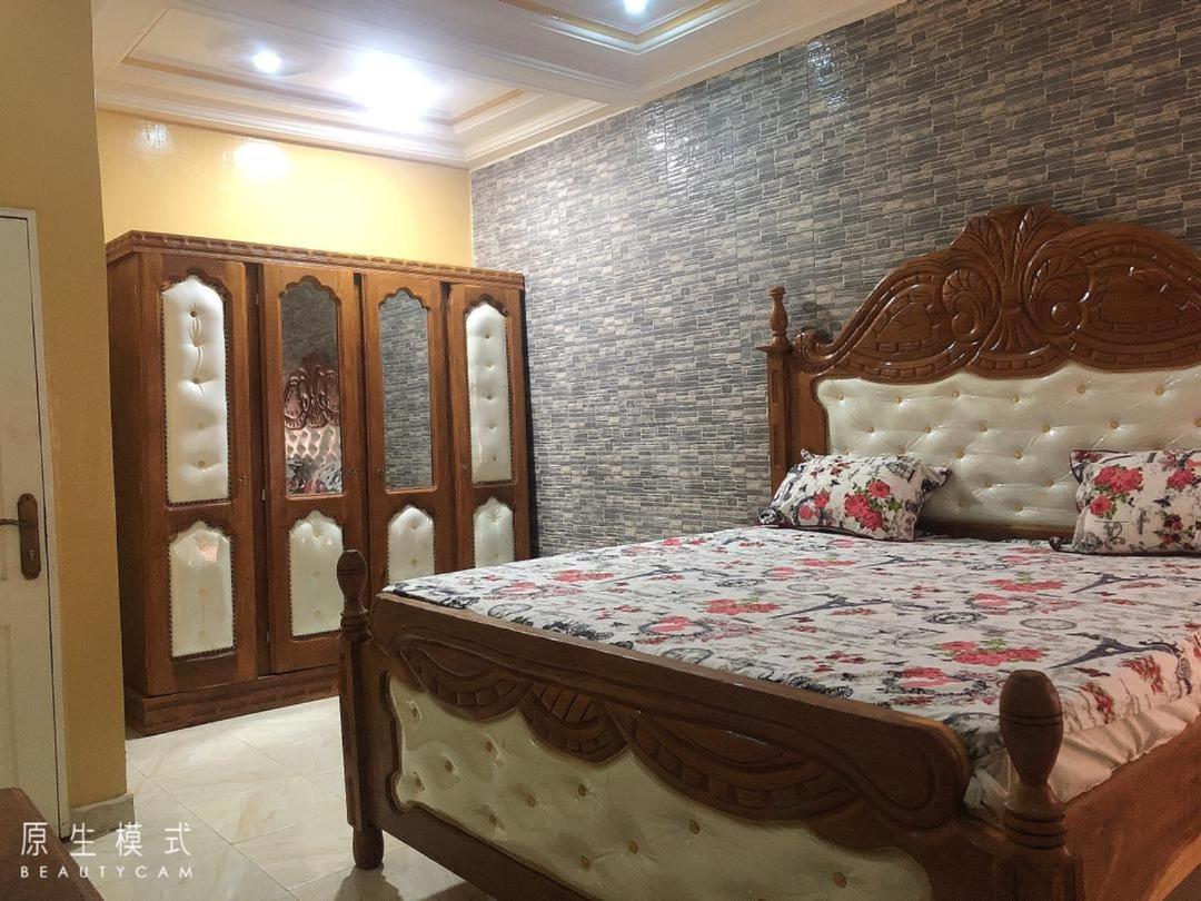 Awamuulamin Manneh Guest House Abuko Exterior photo